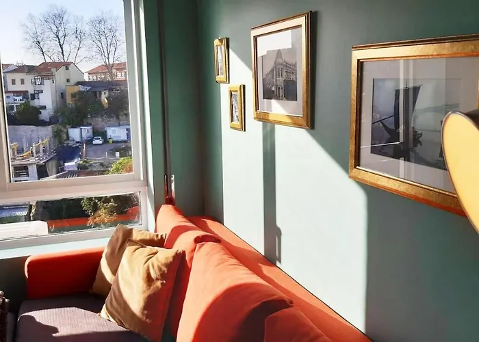 Downtown Main Str * ポルト